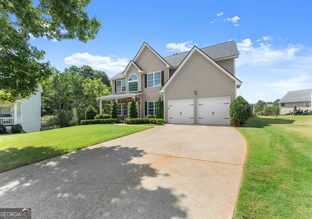 Photo 3 of Sale Pending at 632 Hancock Ave, Braselton, GA 30517 | MLS# 10834267 | Listing updated on 2026-09-14