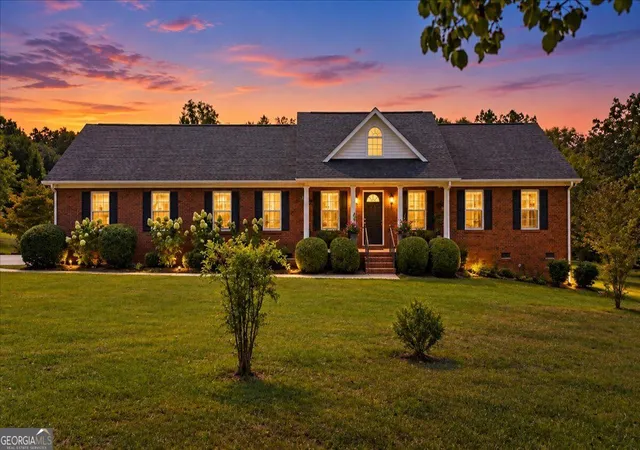 Photo 1 of Single family home for sale at 2572 Kingston Hwy Se, Rome, GA 30161 | MLS# 10846828 | Listing updated on 2026-09-30