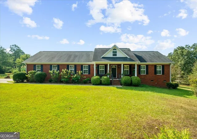 Photo 2 of Single family home for sale at 2572 Kingston Hwy Se, Rome, GA 30161 | MLS# 10846828 | Listing updated on 2026-09-30