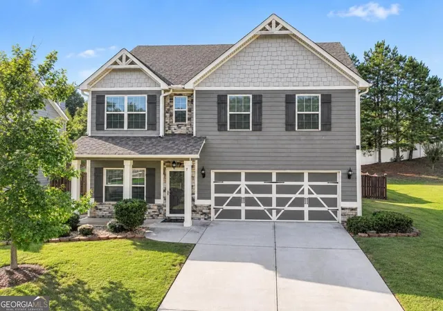 Single family home for sale at 7 Doolittle Ct, Newnan, GA 30265 | MLS# 10853176