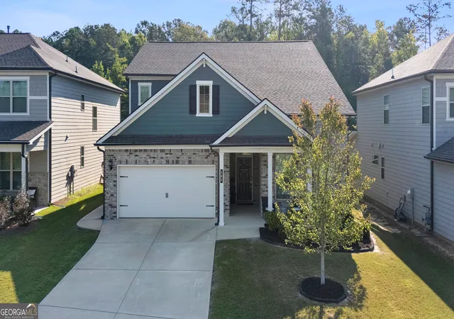 Photo 1 of Single family home for sale at 103 Vivian Ln, Peachtree City, GA 30269 | MLS# 10835910 | Listing updated on 2026-10-01