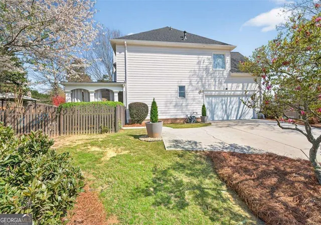 Photo 2 of Single family home for sale at 1710 Winter Jasmine Dr, Dacula, GA 30019 | MLS# 10840510 | Listing updated on 2026-09-18