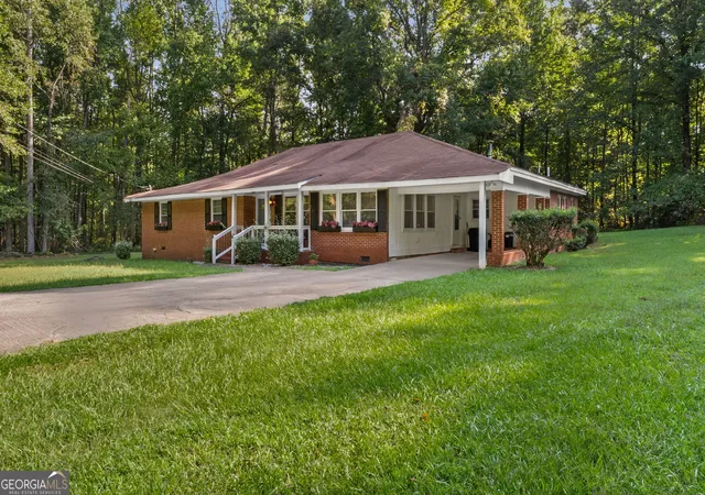 Photo 1 of Single family home for sale at 41 Melvin Phillips Rd, Newnan, GA 30263 | MLS# 10851035 | Listing updated on 2026-10-07