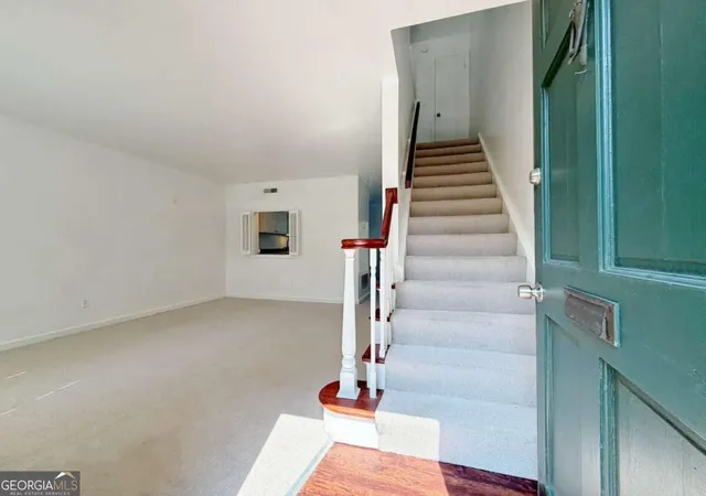 Photo 4 of Condo for sale at 3079 Colonial Way #B, Atlanta, GA 30341 | MLS# 10840519 | Listing updated on 2026-09-18