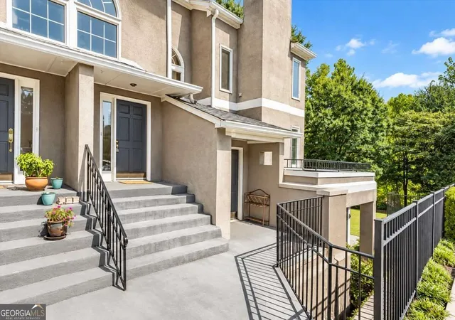 Condo for sale at 18 Normandy Ct NE, Atlanta, GA 30324 | MLS# 10843759