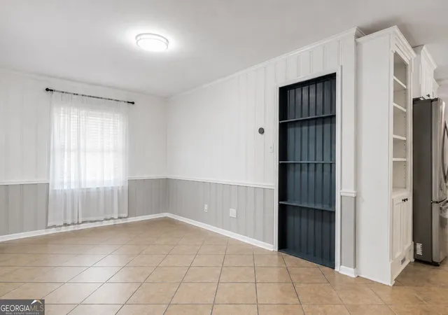 Photo 3 of Single family home for sale at 105 Pine St, Barnesville, GA 30204 | MLS# 10846921 | Listing updated on 2026-10-05