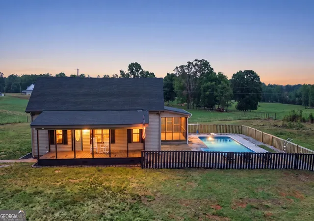 Photo 1 of Sale Pending at 5525 Sandy Cross Rd, Carnesville, GA 30521 | MLS# 10755017 | Listing updated on 2026-09-17