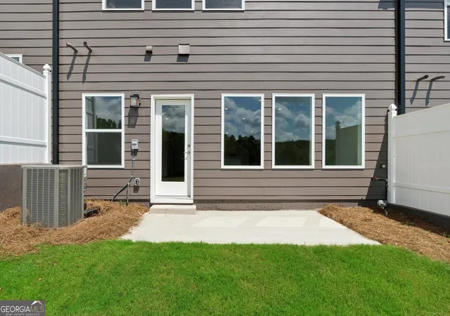 Photo 2 of Townhouse for sale at 202 Redbud Road, Canton, GA 30114 | MLS# 10802590 | Listing updated on 2026-09-24