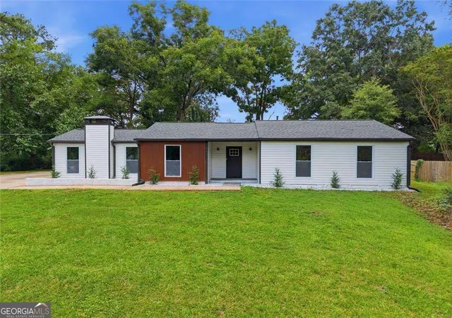 Photo 1 of Single family home for sale at 978 Hilltop Ct, Lawrenceville, GA 30045 | MLS# 10849057 | Listing updated on 2026-10-02