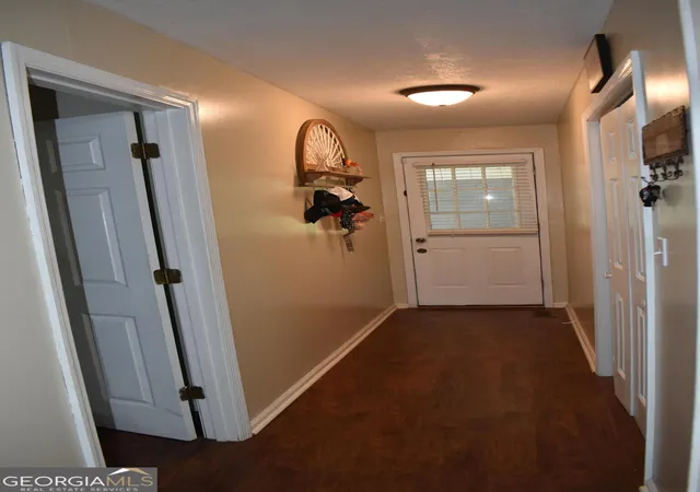 Photo 3 of Single family home for sale at 185 Veal St, Swainsboro, GA 30401 | MLS# 10789263 | Listing updated on 2026-09-22