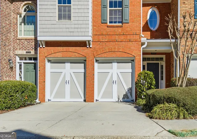 Photo 2 of Single family home for sale at 5140 Meridian Ln, Alpharetta, GA 30022 | MLS# 10837506 | Listing updated on 2026-09-14
