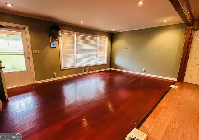 Photo 4 of Single family home for sale at 5380 Koweta Rd, South Fulton, GA 30349 | MLS# 10837938 | Listing updated on 2026-09-15