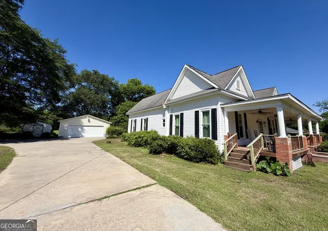 Photo 2 of Single family home for sale at 312 N Line St, Dexter, GA 31019 | MLS# 10836987 | Listing updated on 2026-09-15