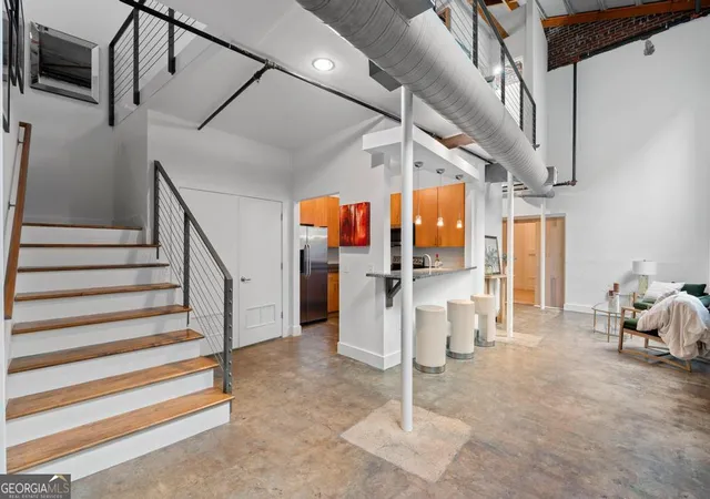 Listing Photo 3 - Condo for sale in building located at 600 College St, Atlanta, GA 30354 - Unit #113