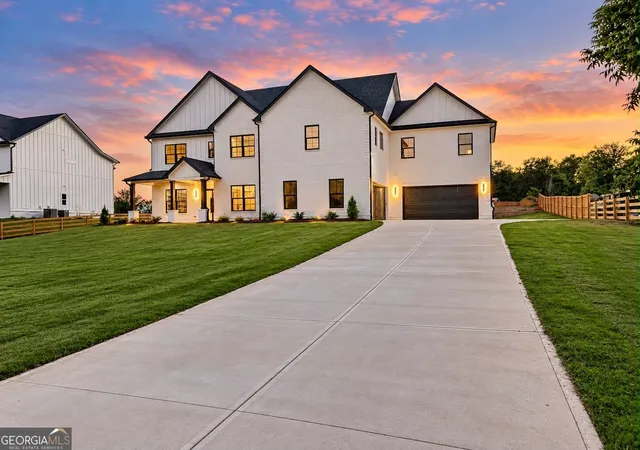 Photo 2 of Single family home for sale at 250 Pleasant Hl Church Rd NE, Winder, GA 30680 | MLS# 10878634 | Listing updated on 2026-10-27