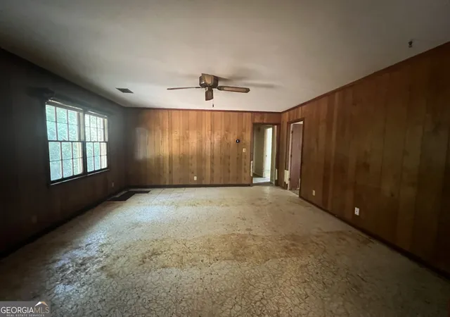 Photo 4 of Sale Pending at 404 Debra Dr, Lagrange, GA 30240 | MLS# 10840678 | Listing updated on 2026-09-14