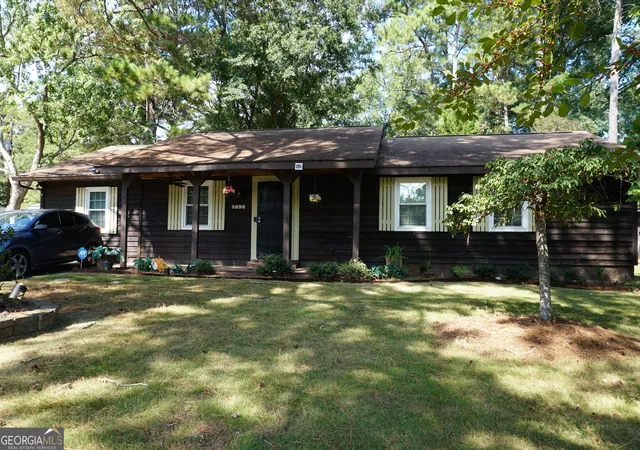 Single family home for sale at 8898 Gatewood Cirlce, Jonesboro, GA 30238 | MLS# 10852861