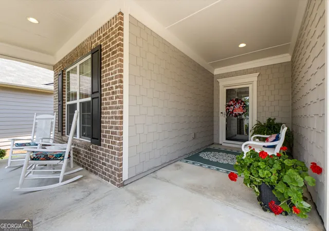 Photo 2 of Single family home for sale at 760 Firefly Ct, Griffin, GA 30223 | MLS# 10838530 | Listing updated on 2026-09-03