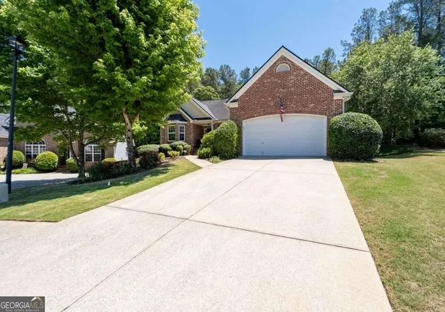 Photo 3 of Single family home for sale at 4057 Roslindale Ln, Buford, GA 30519 | MLS# 10846862 | Listing updated on 2026-10-08