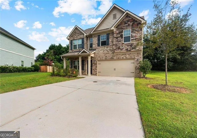 Photo 2 of Single family home for sale at 7974 Granmore Ct, Lithia Springs, GA 30122 | MLS# 10851854 | Listing updated on 2026-09-26