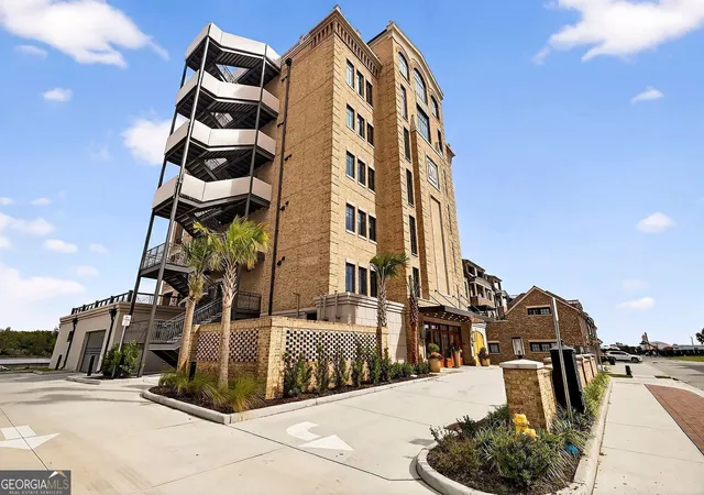 Photo 3 of Condo for sale at 440 Geo Meyer Ave #5, Savannah, GA 31401 | MLS# 10837603 | Listing updated on 2026-09-15
