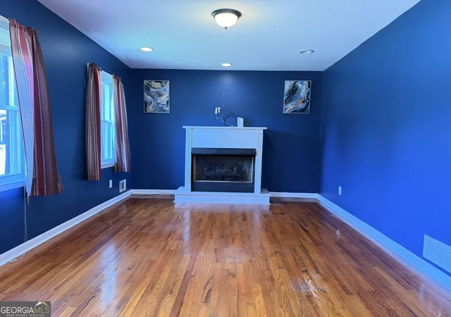 Photo 2 of Sale Pending at 6556 Wendell Cir, Morrow, GA 30260 | MLS# 10834624 | Listing updated on 2026-09-04