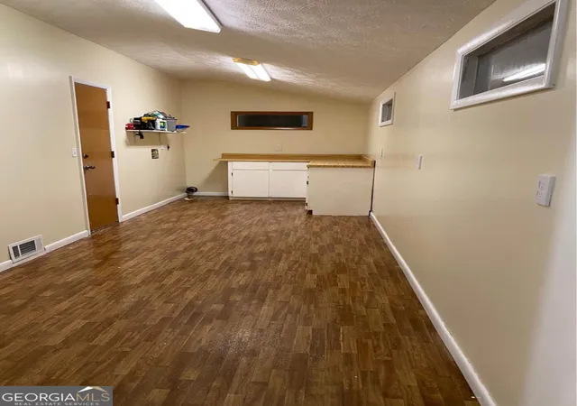 Photo 3 of Single family home for sale at 103 Jones Pl, Warner Robins, GA 31088 | MLS# 10844501 | Listing updated on 2026-09-25