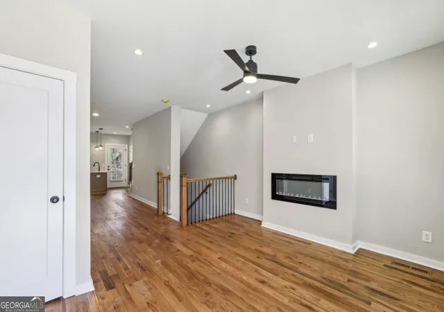 Photo 2 of Townhouse for sale at 1095 Tucker Ave #503, Atlanta, GA 30310 | MLS# 10843131 | Listing updated on 2026-09-11