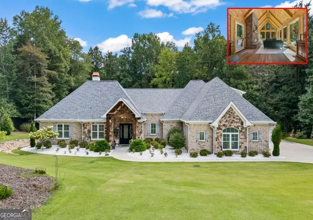 Photo 1 of Single family home for sale at 931 Antrim Glen Dr, Hoschton, GA 30548 | MLS# 10838405 | Listing updated on 2026-09-13