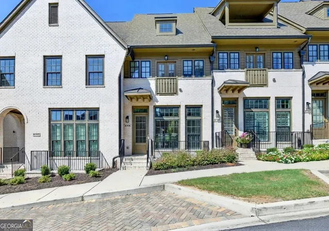 Photo 2 of Townhouse for sale at 6766 Encore Blvd, Sandy Springs, GA 30328 | MLS# 10840011 | Listing updated on 2026-09-04
