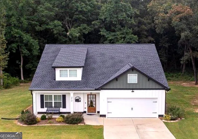 Photo 1 of Single family home for sale at 212 Live Oak Ln, Comer, GA 30629 | MLS# 10835724 | Listing updated on 2026-10-10