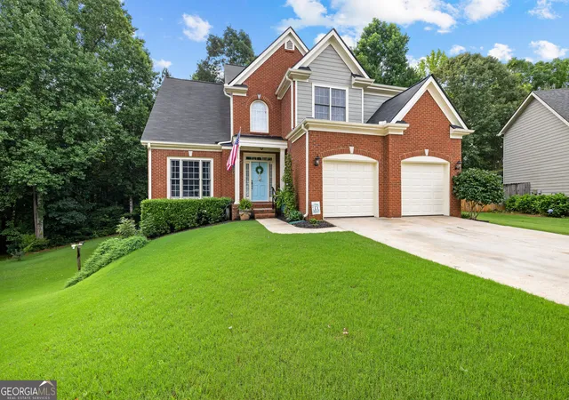 Photo 2 of Single family home for sale at 23 Woodshire, Newnan, GA 30265 | MLS# 10840046 | Listing updated on 2026-09-12