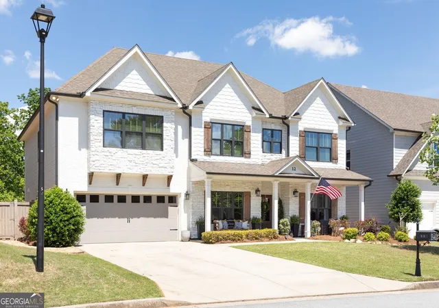 Photo 2 of Single family home for sale at 12 Creekview Dr Se, Cartersville, GA 30120 | MLS# 10840031 | Listing updated on 2026-10-05