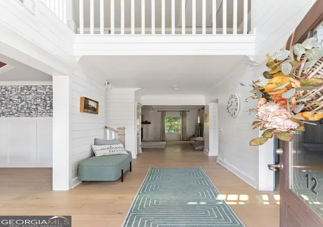 Photo 3 of Single family home for sale at 12 Creekview Dr Se, Cartersville, GA 30120 | MLS# 10840031 | Listing updated on 2026-10-05