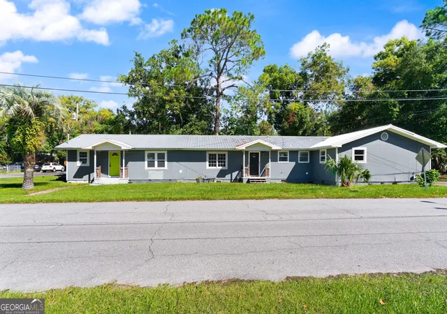 Photo 1 of Multi family home for sale at 3001,3003 & 300 Hopkins Ave, Brunswick, GA 31520 | MLS# 10872586 | Listing updated on 2026-10-28