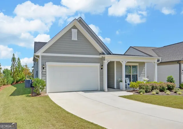 Photo 2 of Single family home for sale at 2457 Naples St, Hoschton, GA 30548 | MLS# 10841082 | Listing updated on 2026-09-15