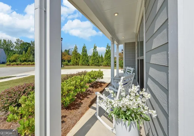 Photo 3 of Single family home for sale at 2457 Naples St, Hoschton, GA 30548 | MLS# 10841082 | Listing updated on 2026-10-07