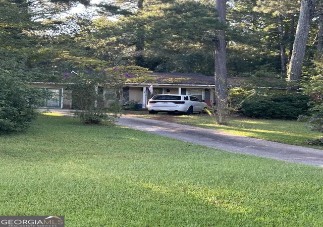 Photo 3 of Multi family home for sale at 224 Cosby Dr, Lagrange, GA 30241 | MLS# 10849224 | Listing updated on 2026-09-20