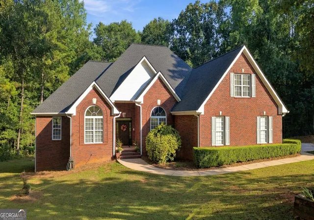 Photo 1 of Single family home for sale at 3857 Willow Bnd Dr Sw, Stockbridge, GA 30281 | MLS# 10851881 | Listing updated on 2026-10-07