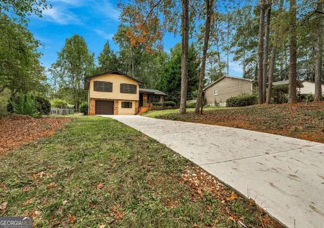 Photo 1 of Single family home for sale at 3450 Lake Dr, Lawrenceville, GA 30044 | MLS# 10871938 | Listing updated on 2026-10-28