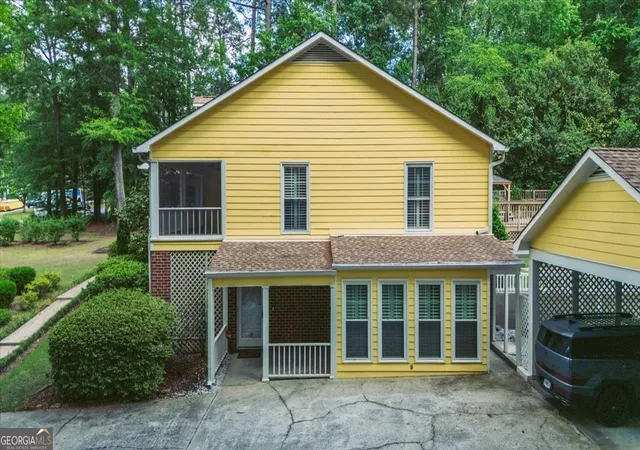 Photo 3 of Single family home for sale at 1132 Saint Andrews Dr, Macon, GA 31210 | MLS# 10735547 | Listing updated on 2026-09-21