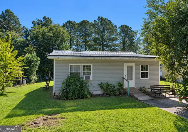 Photo 3 of Single family home for sale at 718 Walcott St, Perry, GA 31069 | MLS# 10850650 | Listing updated on 2026-10-06