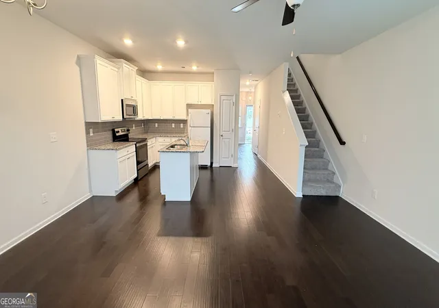 Photo 2 of Townhouse for sale at 7085 Gladstone Cir, Stonecrest, GA 30038 | MLS# 10831562 | Listing updated on 2026-09-25