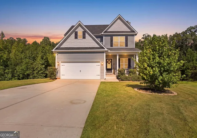 Photo 3 of Single family home for sale at 617 Huntington Ln, Cornelia, GA 30531 | MLS# 10851048 | Listing updated on 2026-10-06