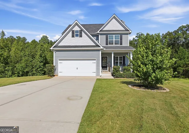 Photo 4 of Single family home for sale at 617 Huntington Ln, Cornelia, GA 30531 | MLS# 10851048 | Listing updated on 2026-10-06