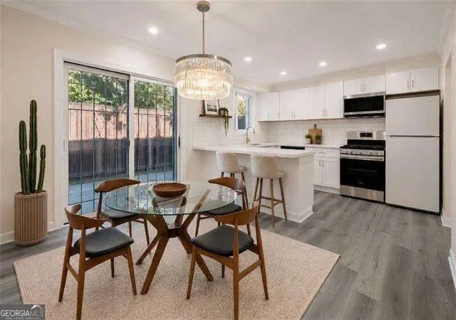 Photo 2 of Condo for sale at 3298 Abbeywood Dr, Decatur, GA 30034 | MLS# 10840071 | Listing updated on 2026-09-18
