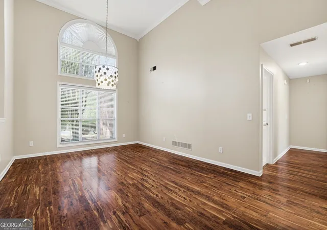 Photo 3 of Single family home for sale at 1940 Seymour Dr NW, Acworth, GA 30101 | MLS# 10880255 | Listing updated on 2026-10-29