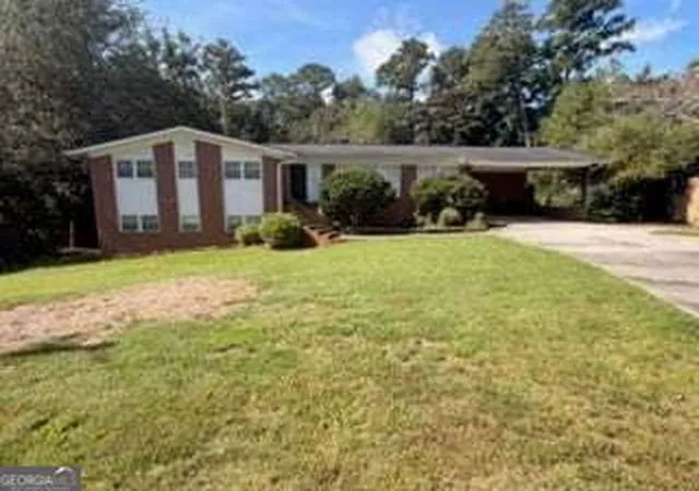 Photo 1 of Single family home for sale at 323 Forest Hl Dr, Warner Robins, GA 31088 | MLS# 10848508 | Listing updated on 2026-09-18