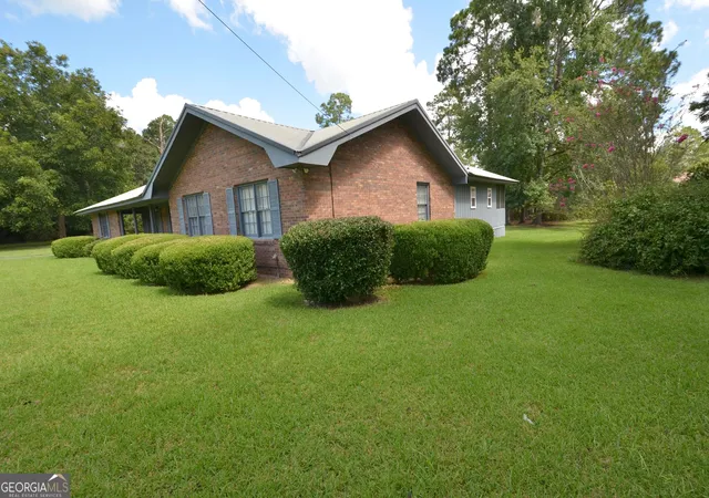 Photo 3 of Single family home for sale at 46 Jim Harp Rd, Eastman, GA 31023 | MLS# 10842962 | Listing updated on 2026-09-23