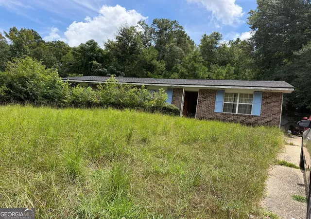 Photo 1 of Single family home for sale at 5414 Spencer Ln, Columbus, GA 31907 | MLS# 10841424 | Listing updated on 2026-09-07